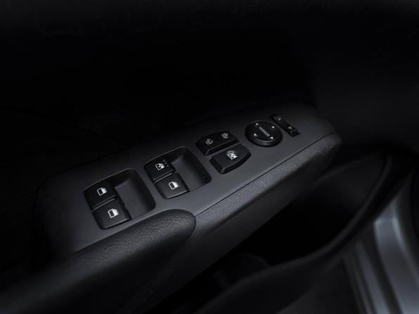 Hyundai Solaris II с пробегом 2019 года, цена 1 295 000 рублей, 181440 км, седан, Автокод Объявления