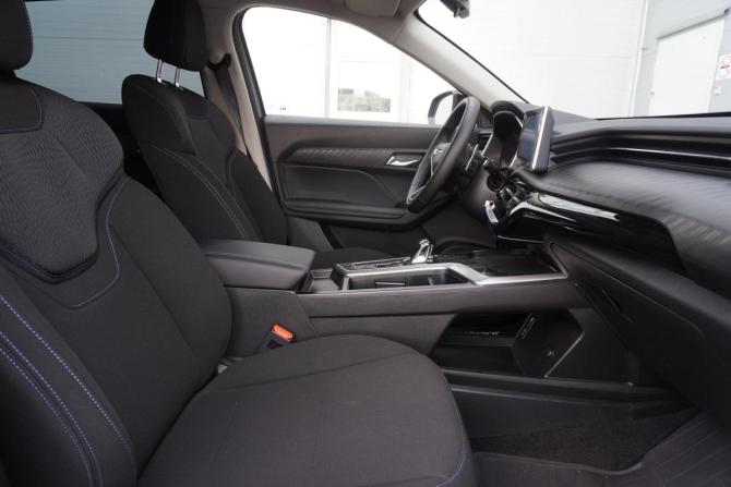 Haval Jolion I Рестайлинг 2 с пробегом 2026 года, цена 2 432 000 рублей, 2732 км, внедорожник, Автокод Объявления