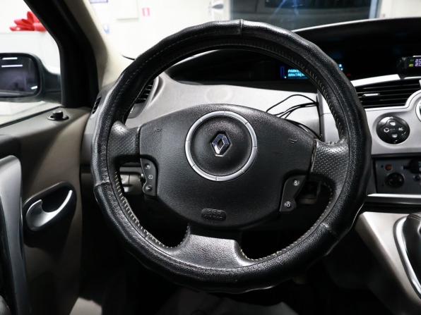 Renault Scenic II Рестайлинг с пробегом 2009 года, цена 536 000 рублей, 283551 км, компактвэн, Автокод Объявления