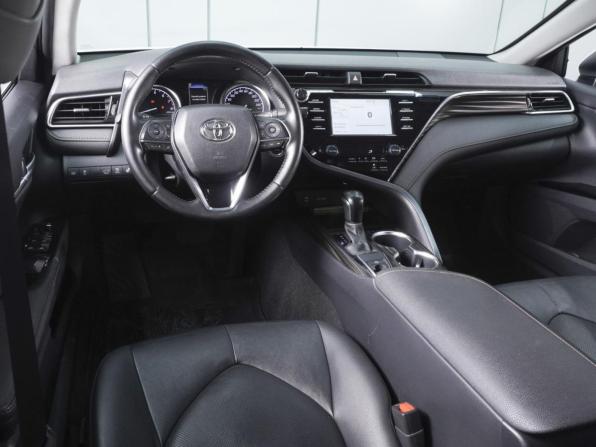Toyota Camry VIII (XV70) с пробегом 2021 года, цена 2 960 000 рублей, 88703 км, седан, Автокод Объявления