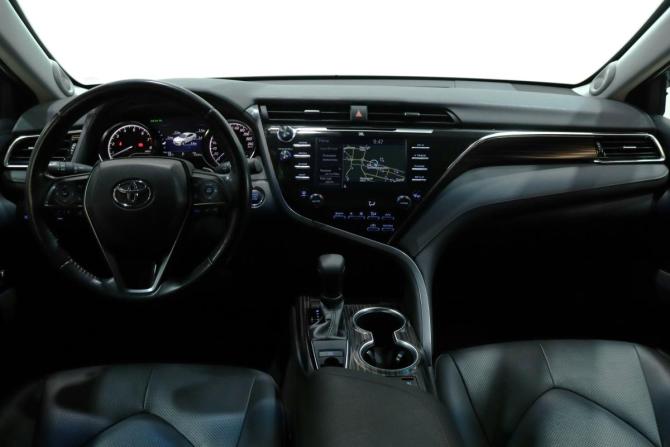 Toyota Camry VIII (XV70) с пробегом 2019 года, цена 3 340 000 рублей, 129281 км, седан, Автокод Объявления