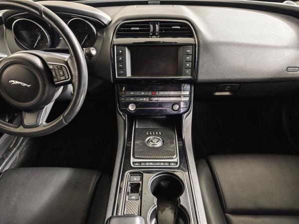 Jaguar XE I с пробегом 2016 года, цена 1 443 000 рублей, 147812 км, седан, Автокод Объявления