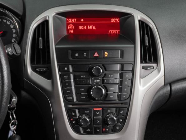 Opel Astra J с пробегом 2011 года, цена 719 000 рублей, 215754 км, хэтчбек, Автокод Объявления