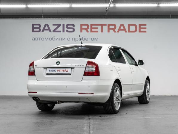 Skoda Octavia II (A5) Рестайлинг с пробегом 2013 года, цена 889 000 рублей, 254889 км, лифтбек, Автокод Объявления