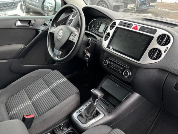 Volkswagen Tiguan I с пробегом 2010 года, цена 1 035 000 рублей, 235583 км, внедорожник, Автокод Объявления