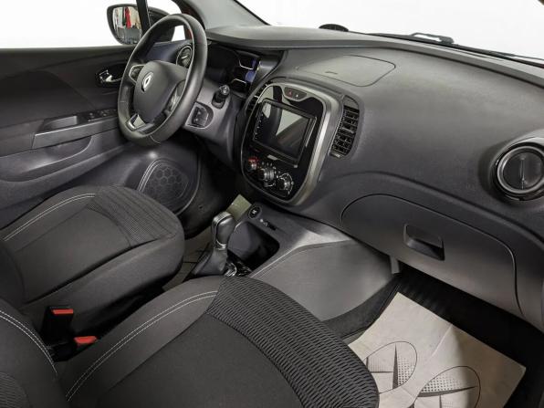 Renault Kaptur I с пробегом 2018 года, цена 1 764 500 рублей, 58000 км, внедорожник, Автокод Объявления