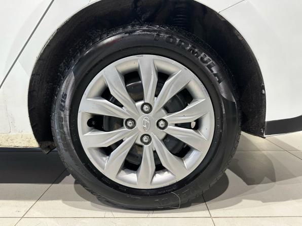 Hyundai Solaris II Рестайлинг с пробегом 2020 года, цена 995 000 рублей, 341485 км, седан, Автокод Объявления