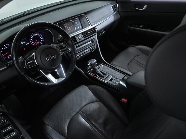 Kia Optima IV Рестайлинг с пробегом 2018 года, цена 1 730 000 рублей, 122000 км, седан, Автокод Объявления