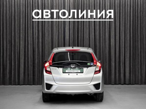 Honda Fit III с пробегом 2014 года, цена 929 000 рублей, 116000 км, хэтчбек, Автокод Объявления