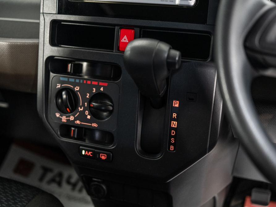 Toyota Roomy I Рестайлинг Иркутск  - изображение 13