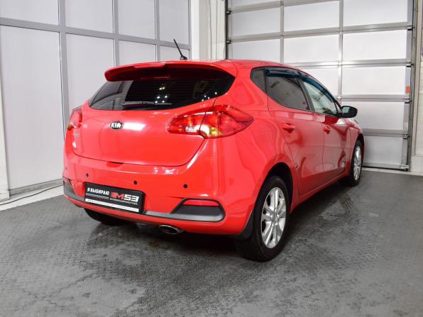 Kia Ceed II с пробегом 2014 года, цена 1 062 999 рублей, 186124 км, хэтчбек, Автокод Объявления