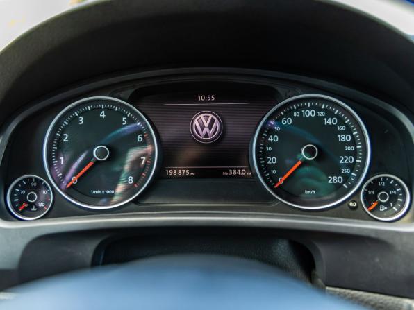 Volkswagen Touareg II с пробегом 2012 года, цена 1 898 000 рублей, 198875 км, внедорожник, Автокод Объявления