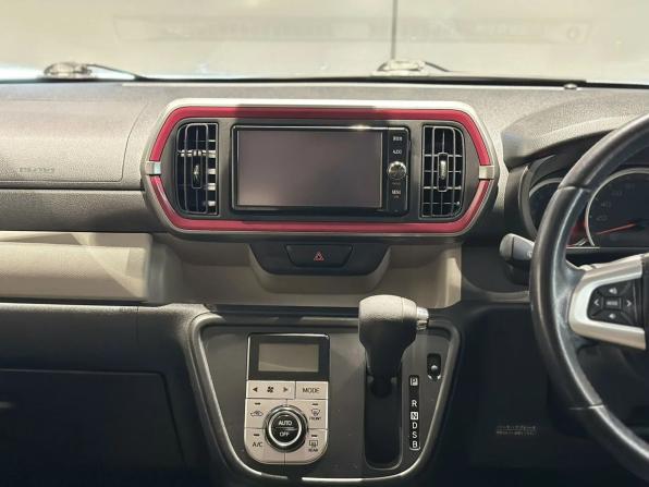 Toyota Passo III с пробегом 2017 года, цена 856 000 рублей, 131500 км, хэтчбек, Автокод Объявления