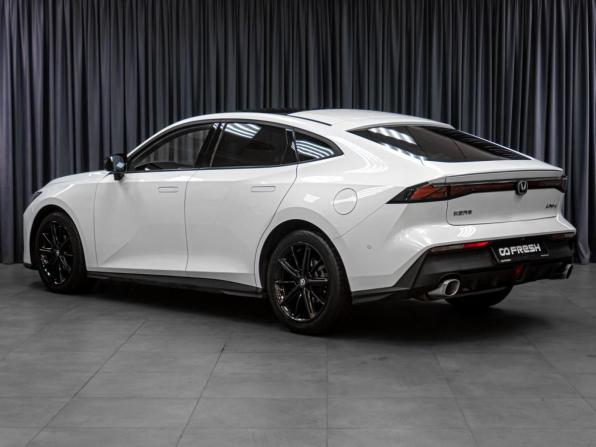 Changan UNI-V I с пробегом 2023 года, цена 2 099 000 рублей, 82914 км, лифтбек, Автокод Объявления