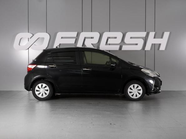 Toyota Vitz III (XP130) Рестайлинг 2 с пробегом 2018 года, цена 1 155 000 рублей, 102748 км, хэтчбек, Автокод Объявления