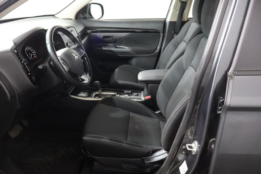 Mitsubishi Outlander III Рестайлинг 3 Санкт-Петербург  - изображение 8