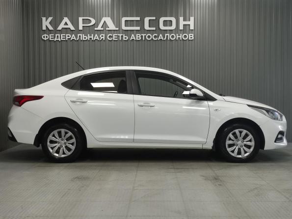 Hyundai Solaris II с пробегом 2017 года, цена 1 258 000 рублей, 86215 км, седан, Автокод Объявления