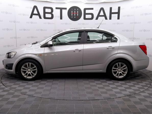 Chevrolet Aveo II с пробегом 2014 года, цена 770 000 рублей, 72890 км, седан, Автокод Объявления