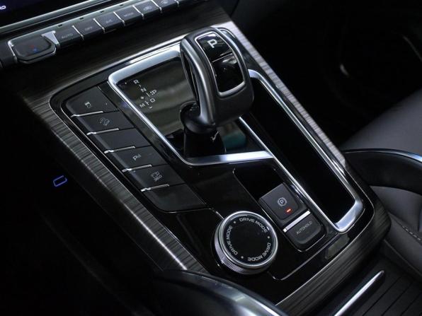 Geely Atlas Pro с пробегом 2023 года, цена 2 100 000 рублей, 32500 км, внедорожник, Автокод Объявления