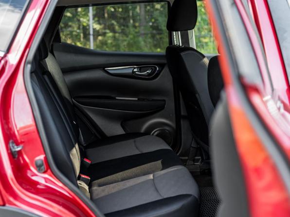 Nissan Qashqai II с пробегом 2014 года, цена 1 200 000 рублей, 179263 км, внедорожник, Автокод Объявления