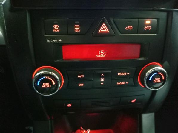 Kia Sorento II Рестайлинг с пробегом 2012 года, цена 1 330 000 рублей, 181528 км, внедорожник, Автокод Объявления