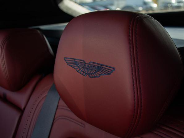 Aston Martin DBX I с пробегом 2021 года, цена 20 092 050 рублей, 69477 км, внедорожник, Автокод Объявления