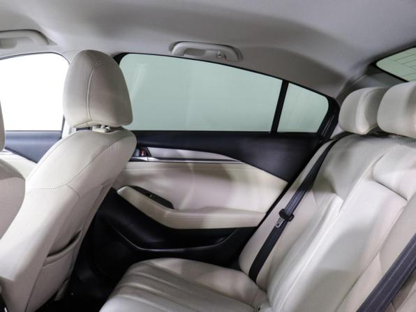 Mazda 6 III (GJ) Рестайлинг 2 с пробегом 2020 года, цена 2 345 000 рублей, 150000 км, седан, Автокод Объявления