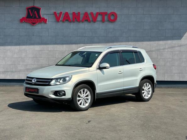 Volkswagen Tiguan I Рестайлинг с пробегом 2015 года, цена 1 800 000 рублей, 120075 км, внедорожник, Автокод Объявления