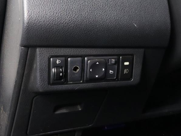 Nissan Tiida I Рестайлинг с пробегом 2013 года, цена 710 000 рублей, 264876 км, хэтчбек, Автокод Объявления
