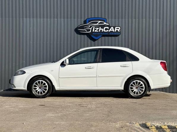 Daewoo Gentra II с пробегом 2013 года, цена 439 000 рублей, 184000 км, седан, Автокод Объявления