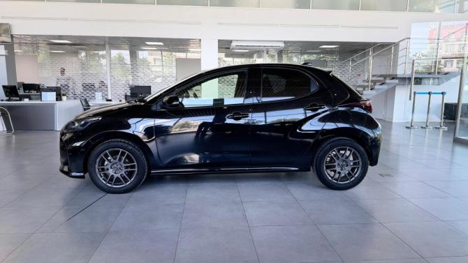 Toyota Yaris IV с пробегом 2020 года, цена 1 045 000 рублей, 93000 км, хэтчбек, Автокод Объявления
