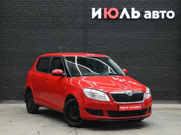 Skoda Fabia II Рестайлинг с пробегом 2012 года, цена 630 000 рублей, 122440 км, хэтчбек, Автокод Объявления