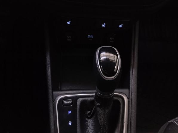 Hyundai Solaris II Рестайлинг с пробегом 2021 года, цена 1 410 000 рублей, 123130 км, седан, Автокод Объявления