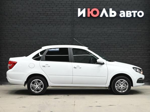 Lada (ВАЗ) Granta I Рестайлинг с пробегом 2024 года, цена 900 000 рублей, 41634 км, седан, Автокод Объявления