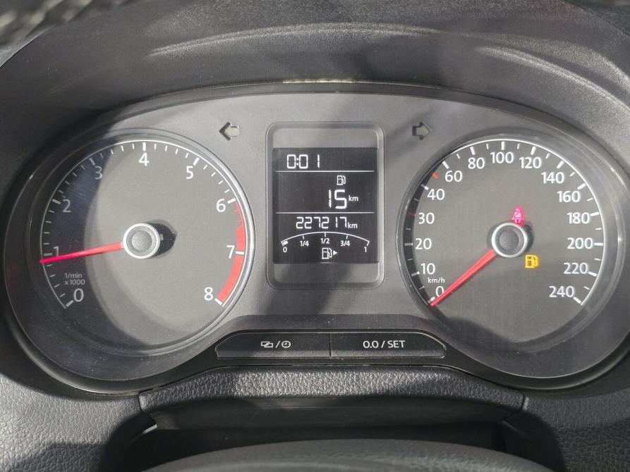 Volkswagen Polo V Рестайлинг Санкт-Петербург  - изображение 9
