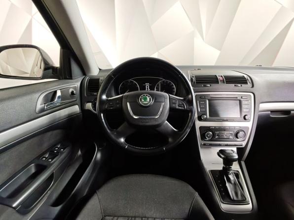 Skoda Octavia II (A5) Рестайлинг с пробегом 2012 года, цена 785 000 рублей, 215493 км, лифтбек, Автокод Объявления