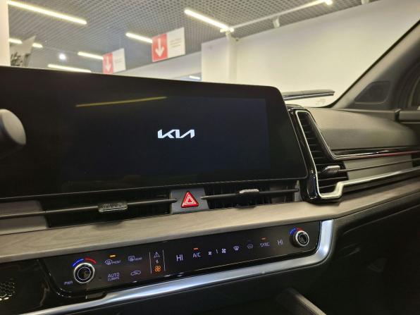Kia Sportage V с пробегом 2022 года, цена 3 999 000 рублей, 27988 км, внедорожник, Автокод Объявления