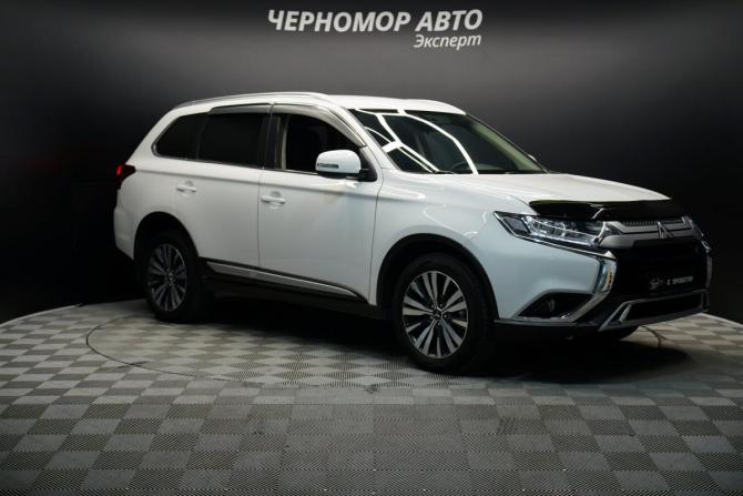 Mitsubishi Outlander III Рестайлинг 3 с пробегом 2021 года, цена 1 999 000 рублей, 123125 км, внедорожник, Автокод Объявления