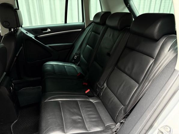 Volkswagen Tiguan I Рестайлинг с пробегом 2011 года, цена 1 699 000 рублей, 116333 км, внедорожник, Автокод Объявления