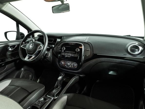 Renault Kaptur I Рестайлинг с пробегом 2021 года, цена 1 579 700 рублей, 52602 км, внедорожник, Автокод Объявления