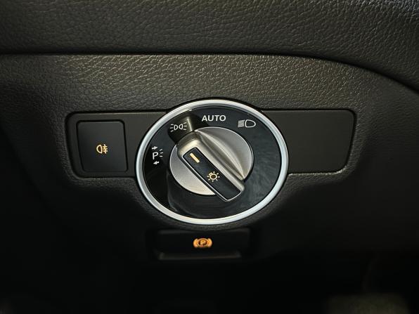 Mercedes-Benz GLA I (X156) Рестайлинг с пробегом 2018 года, цена 2 650 000 рублей, 59557 км, внедорожник, Автокод Объявления