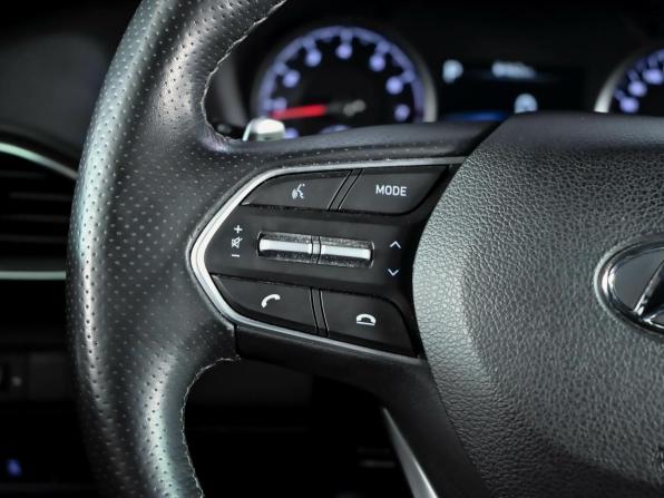 Hyundai Santa Fe IV Рестайлинг с пробегом 2023 года, цена 4 500 000 рублей, 52526 км, внедорожник, Автокод Объявления