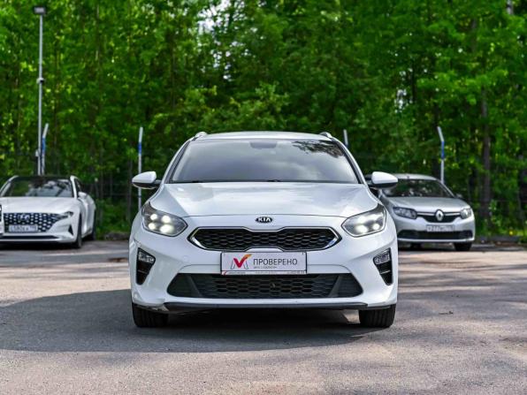 Kia Ceed III с пробегом 2020 года, цена 1 608 000 рублей, 124797 км, универсал, Автокод Объявления