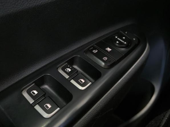 Kia Rio IV с пробегом 2018 года, цена 1 549 000 рублей, 118200 км, хэтчбек, Автокод Объявления