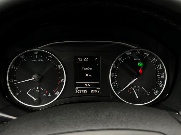 Skoda Octavia II (A5) Рестайлинг с пробегом 2012 года, цена 811 800 рублей, 205785 км, лифтбек, Автокод Объявления