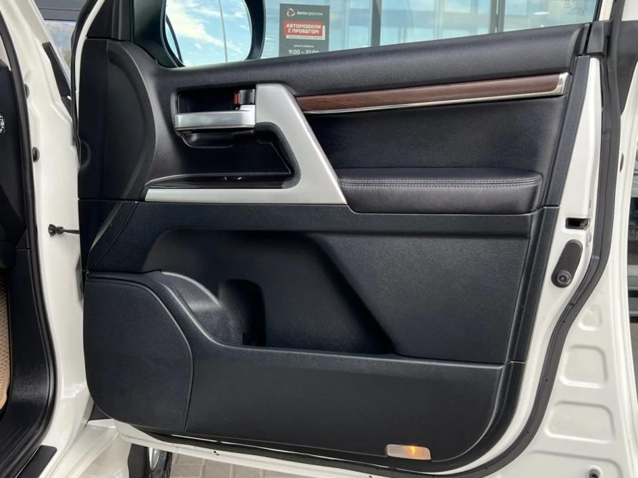Toyota Land Cruiser 200 Series Рестайлинг 2 Волгоград  - изображение 19