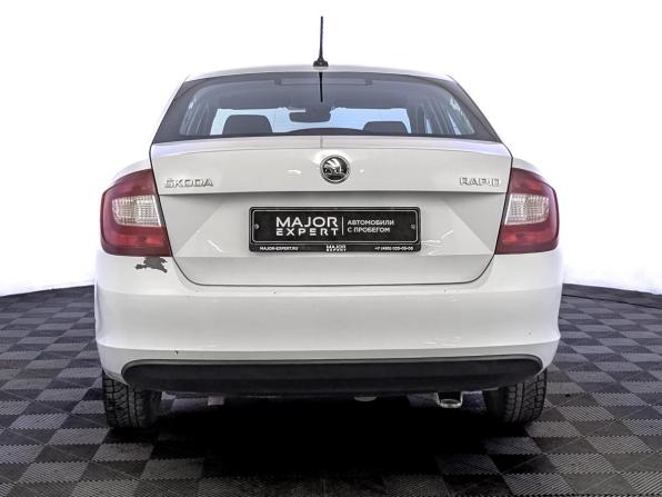 Skoda Rapid I Рестайлинг с пробегом 2019 года, цена 800 000 рублей, 196860 км, лифтбек, Автокод Объявления