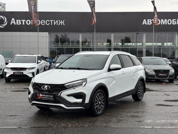 Lada (ВАЗ) Vesta I Рестайлинг (NG) с пробегом 2024 года, цена 1 588 000 рублей, 12223 км, универсал, Автокод Объявления