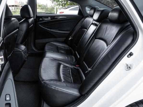 Hyundai Sonata VI (YF) с пробегом 2011 года, цена 914 400 рублей, 248435 км, седан, Автокод Объявления