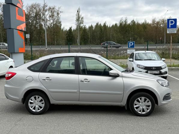 Lada (ВАЗ) Granta I Рестайлинг с пробегом 2022 года, цена 699 000 рублей, 36000 км, хэтчбек, Автокод Объявления